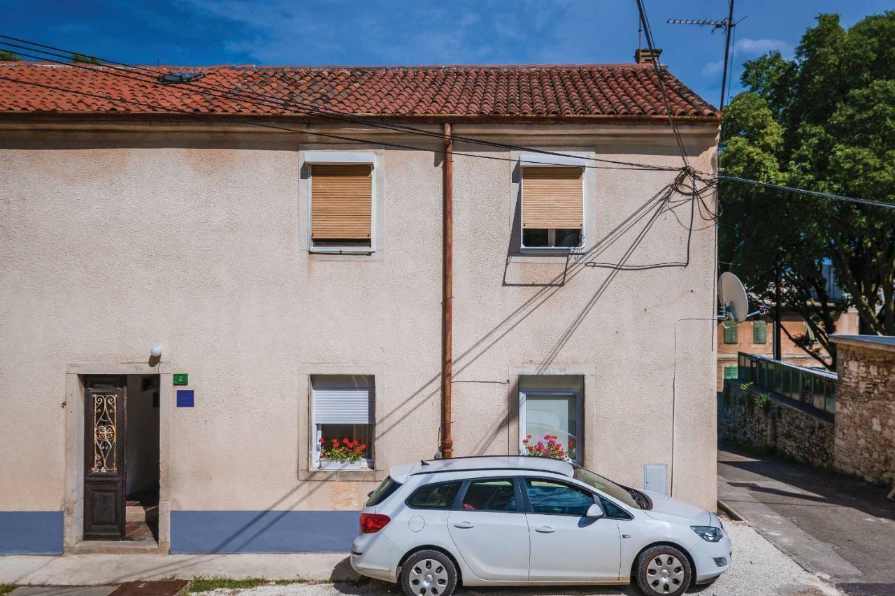 Apartment Petra Pula Exterior foto